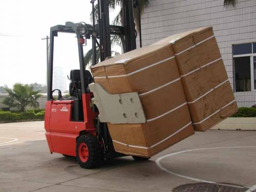 Clampiau Bale yn Rhoi Tybaco