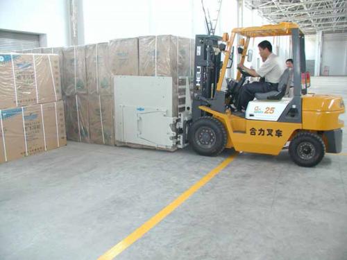 Defnydd Clamp Carton Yn y Rhewgell