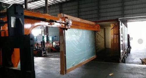 Trinydd Gwydr Hydrolig